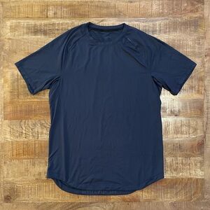 Lululemon License to Train Short Sleeve Shirt